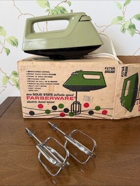 Farberware 70s Avocado Green Electric Hand Mixer Original Box